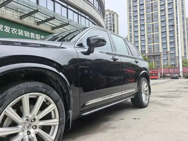 Volvo XC90 2015