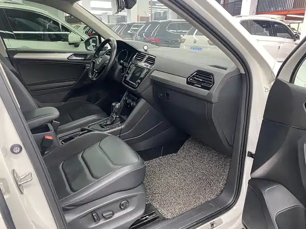 Volkswagen Tiguan L 2018