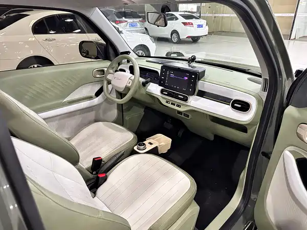 Geely Galaxy Panda 2024