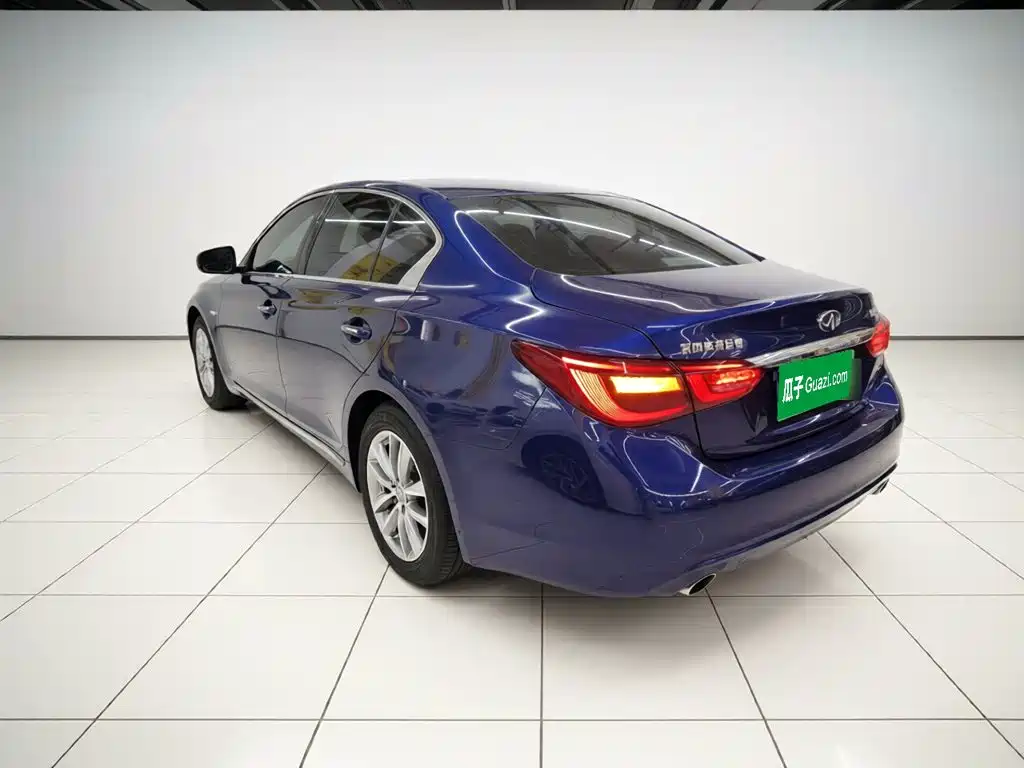 Infiniti Q50L 2021