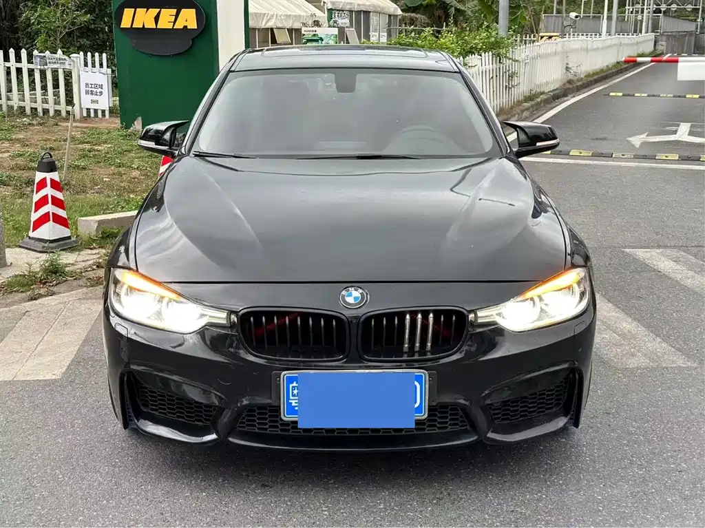 BMW 3 Series 2017 — фото 2