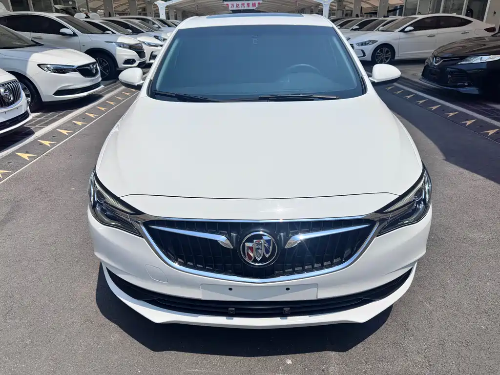 Buick Excelle 2022 — фото 2