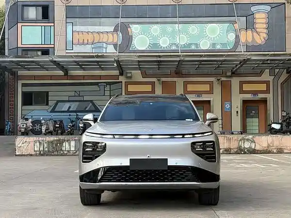XPeng G9 2023