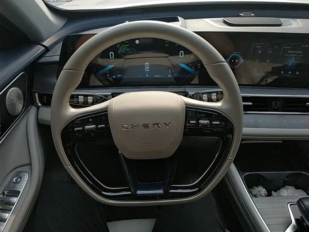 Chery Tiggo 8 PRO NEV 2023 — фото 11