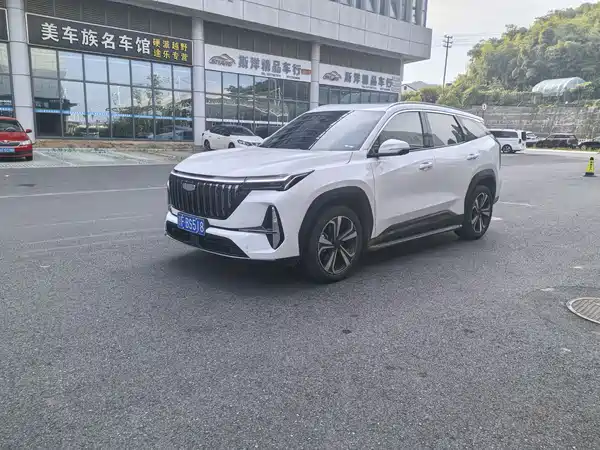Geely Boyue L 2025