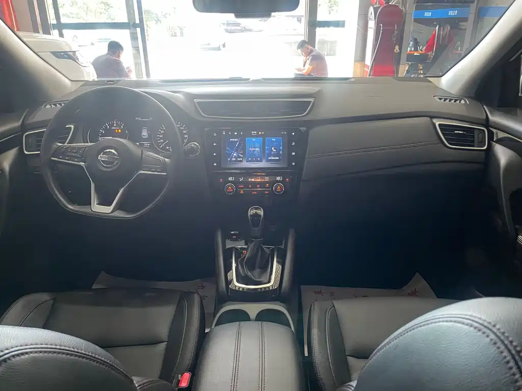 Nissan Qashqai 2023 — фото 11