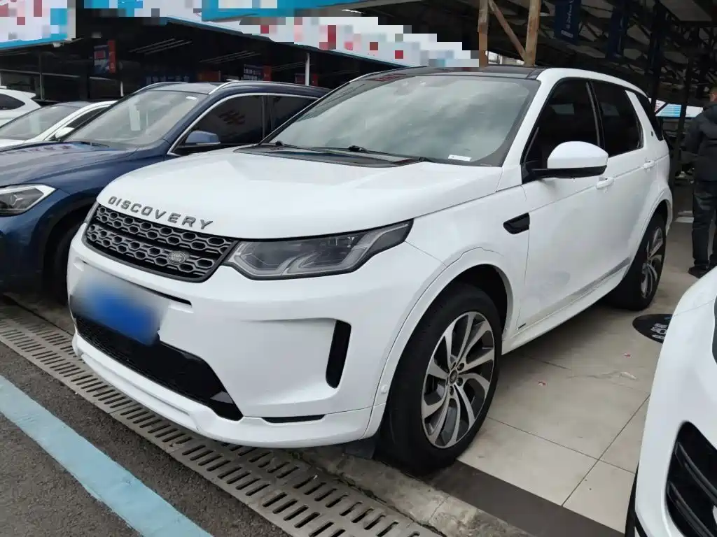 Land Rover Discovery Sport 2021 — фото 1