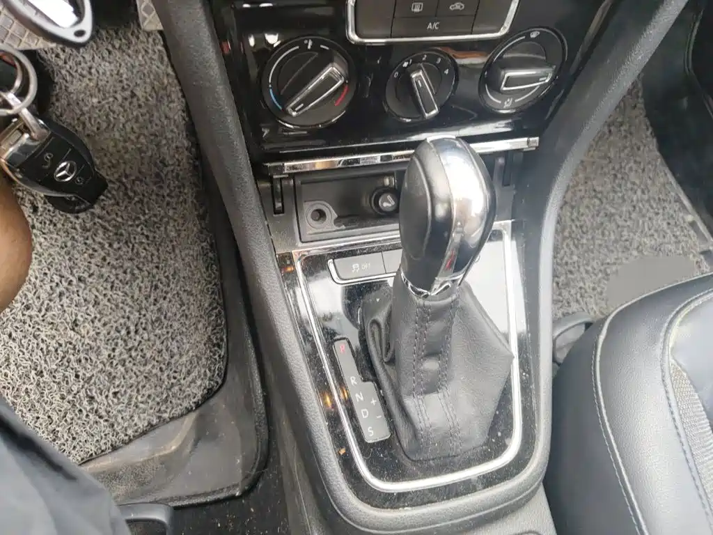 Volkswagen Bora 2015