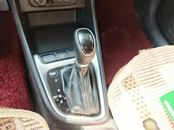 Hyundai Yuedong 2018