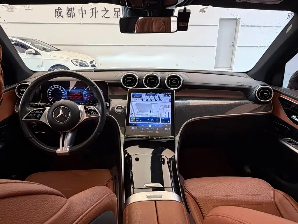 Mercedes-Benz GLC 2023 — фото 13