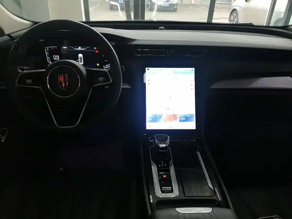 Hongqi H5 2022