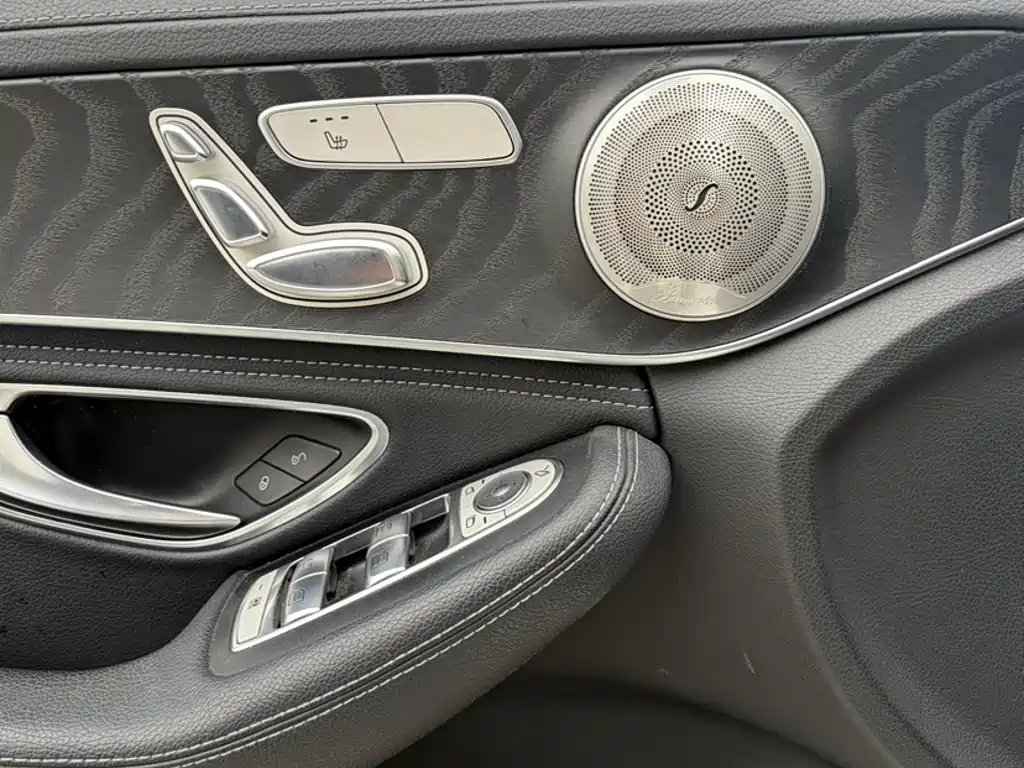 Mercedes-Benz C-Class 2017 — фото 18