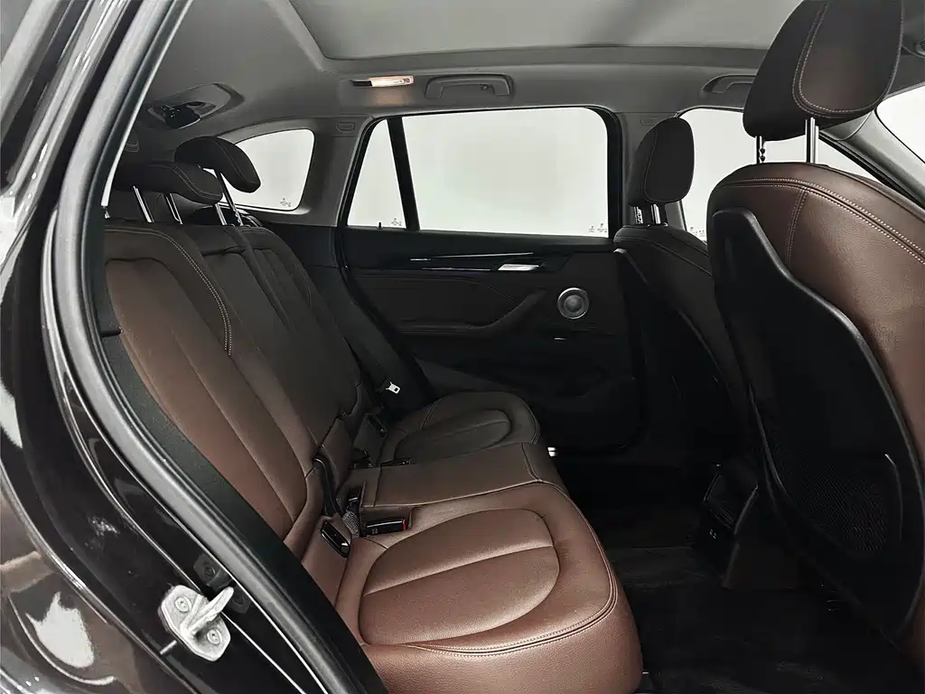 BMW X1 2022 — фото 22