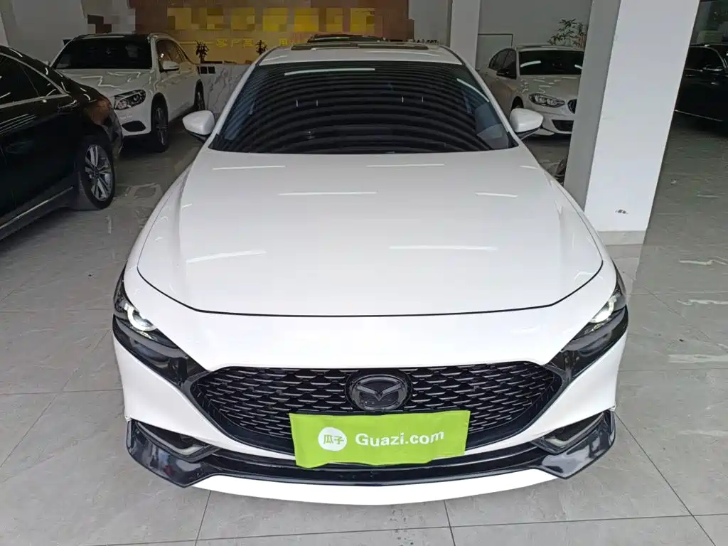 Mazda 3 Axela 2021