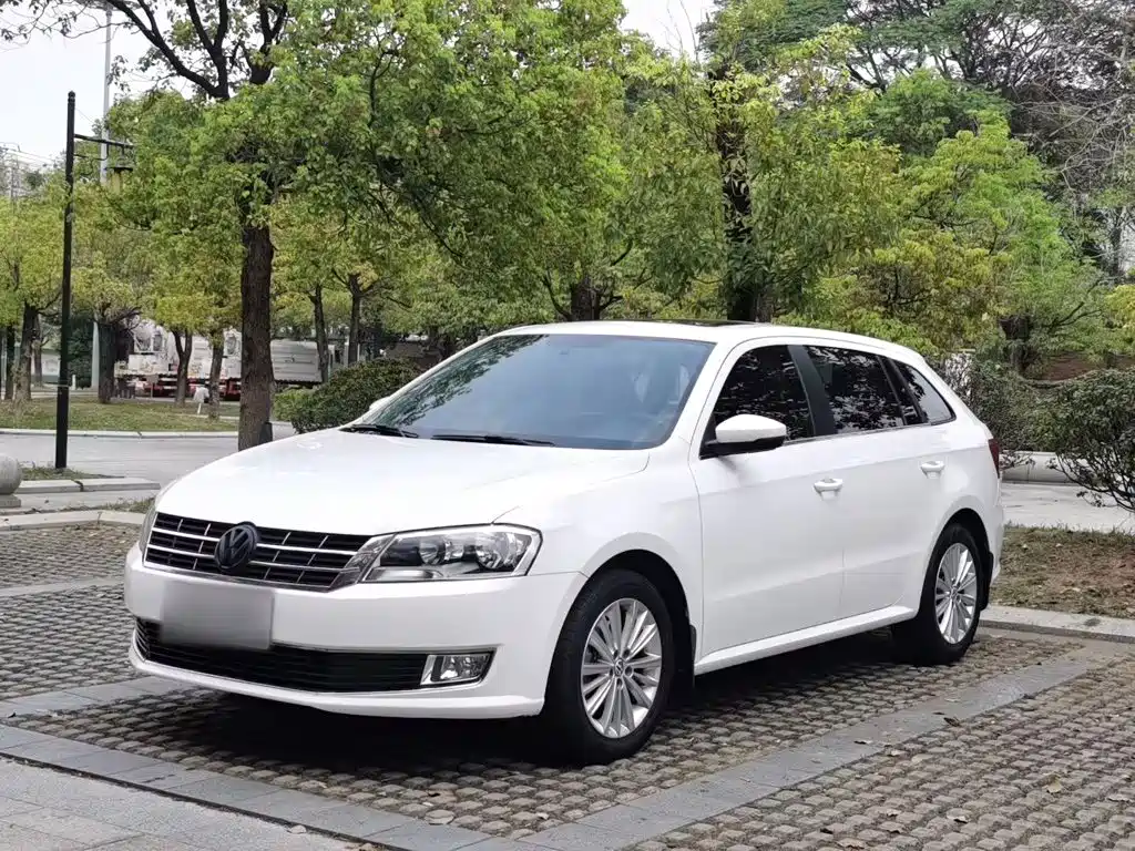 Volkswagen Gran Lavida 2014