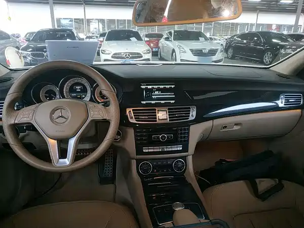 Mercedes-Benz CLS 2014