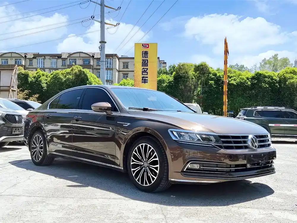 Volkswagen Phideon 2018 — фото 3