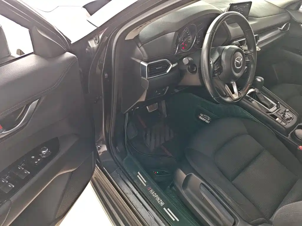 Mazda CX-5 2018 — фото 16