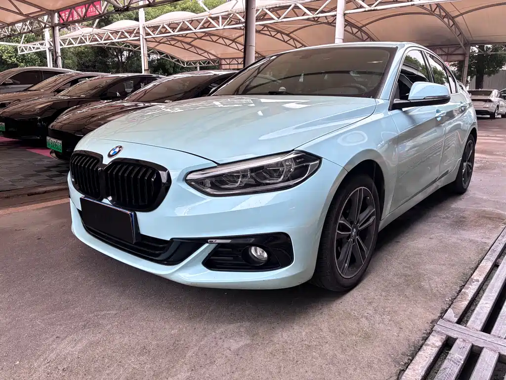 BMW 1 Series 2019 — фото 2