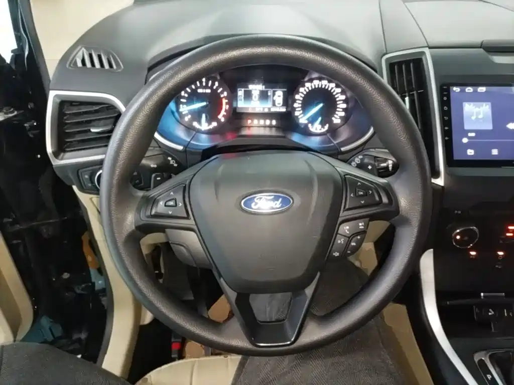 Ford Edge 2018