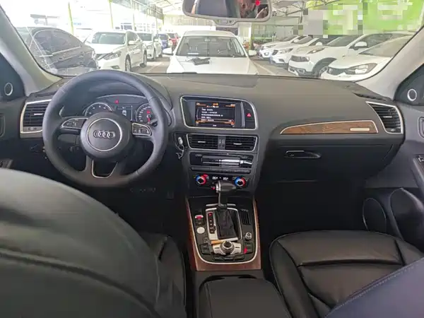 Audi Q5 2014