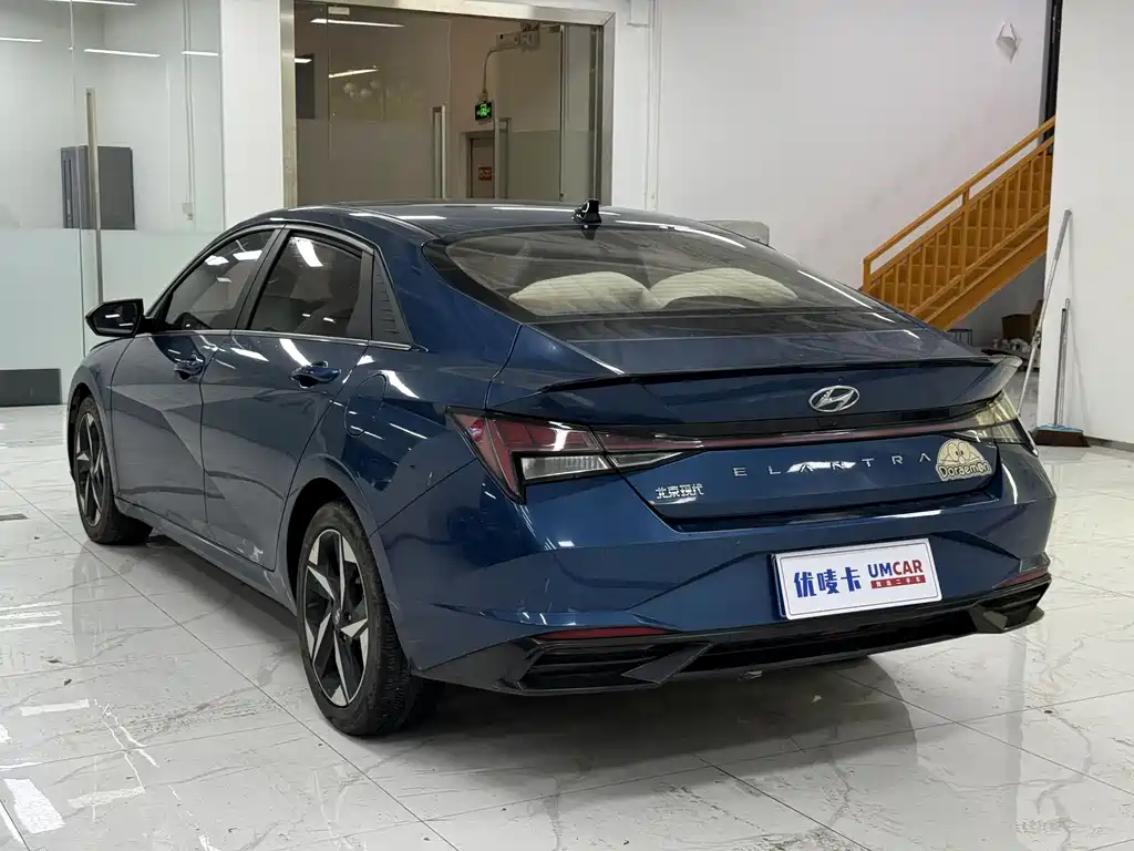 Hyundai Elantra 2021