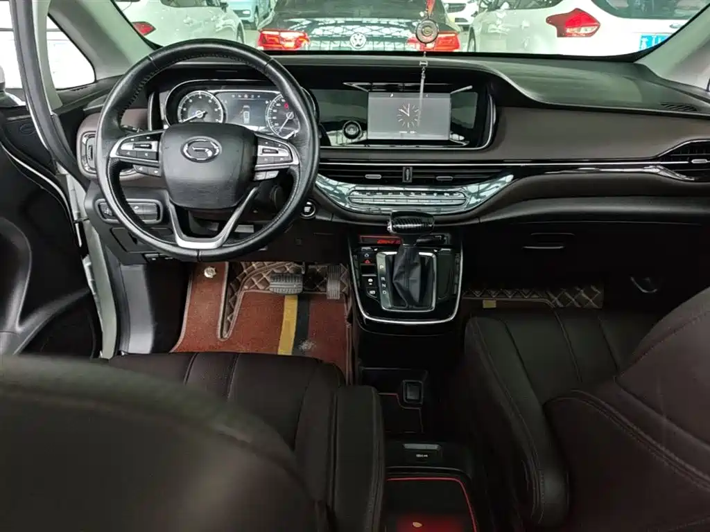 GAC Motor Trumpchi M6 2020 — фото 10