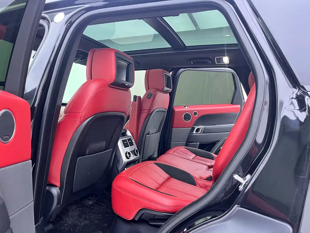 Land Rover Range Rover Sport 2020 — фото 15
