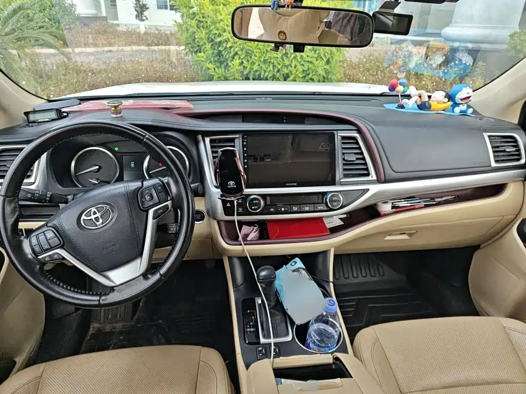 Toyota Highlander 2016 — фото 13