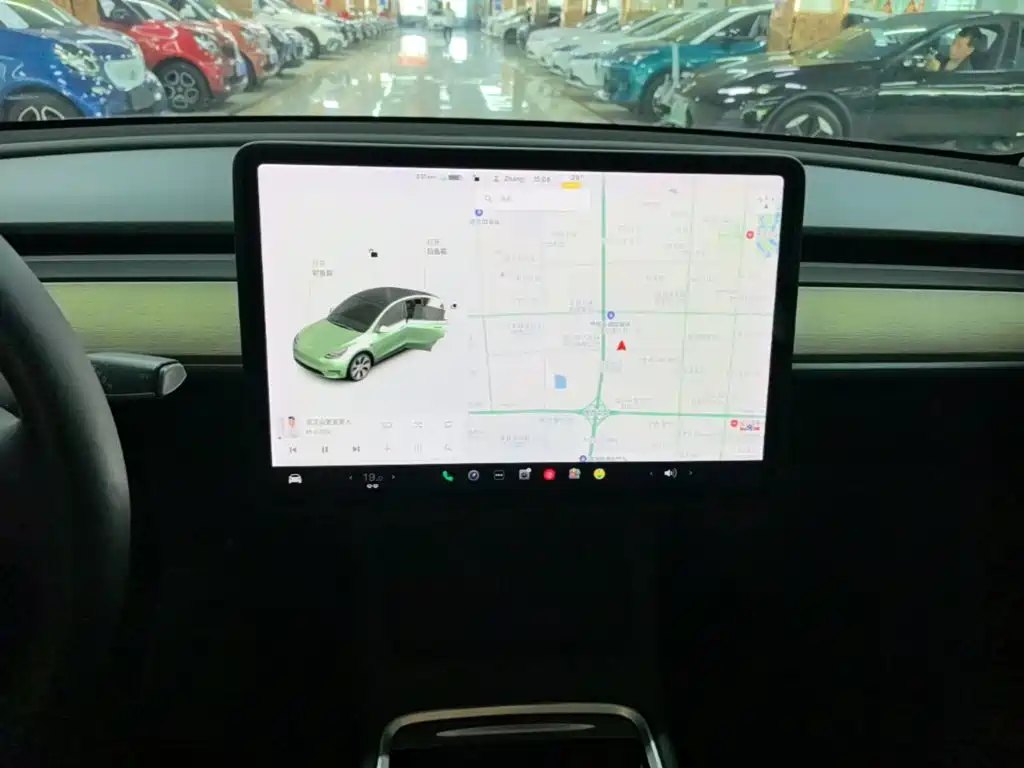 Tesla Model Y 2021 — фото 13