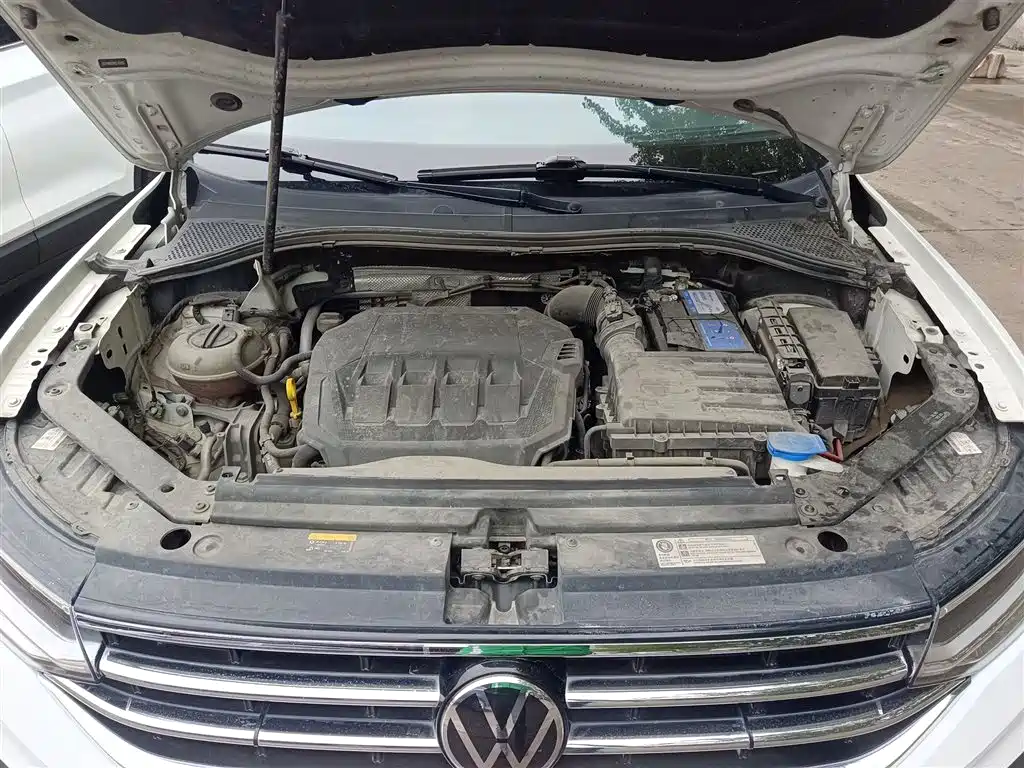 Volkswagen Tiguan L 2023 — фото 16