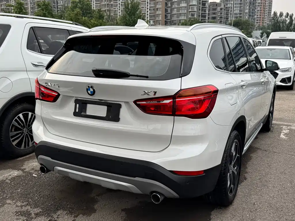 BMW X1 2016 — фото 13