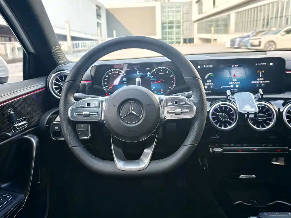 Mercedes-Benz A-Class 2023 — фото 15
