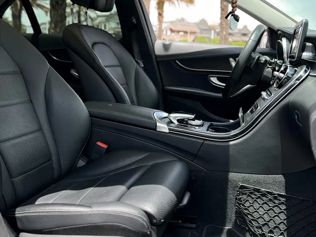 Mercedes-Benz C-Class 2016