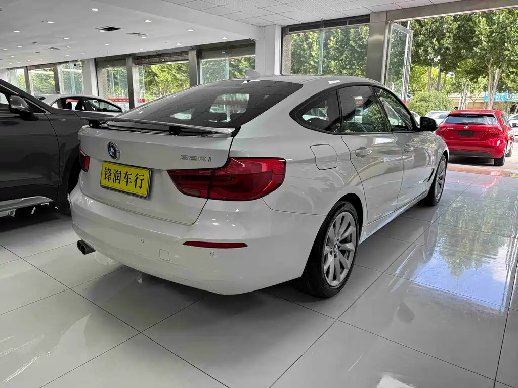 BMW 3 Series GT 2018 — фото 4