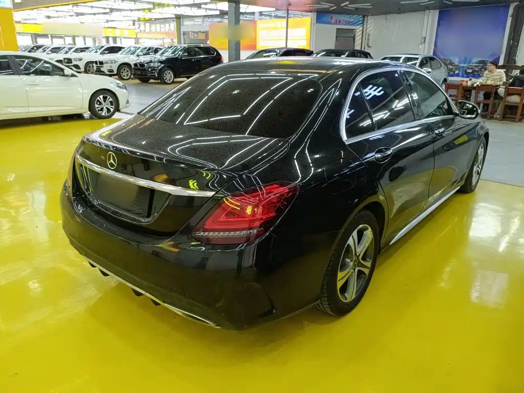 Mercedes-Benz C-Class 2019