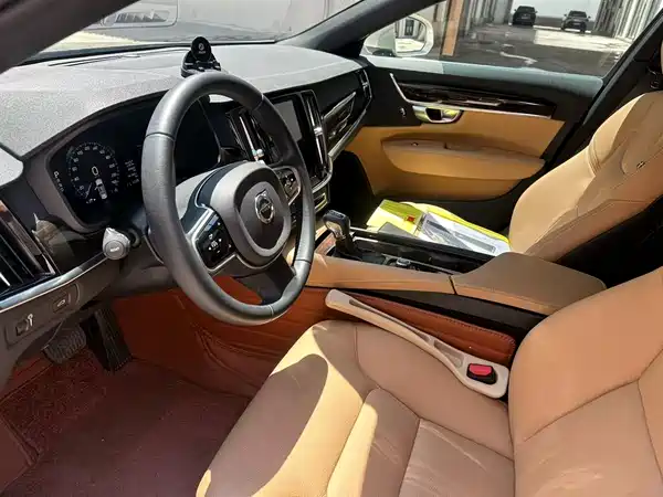 Volvo S90 2017