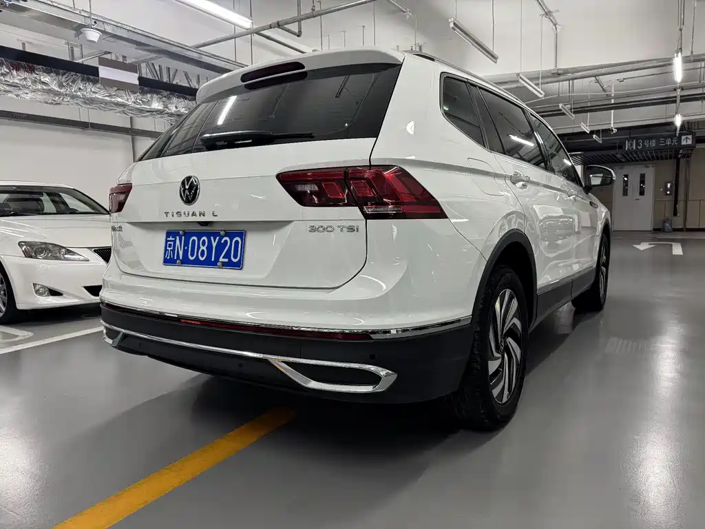 Volkswagen Tiguan L 2024 — фото 11