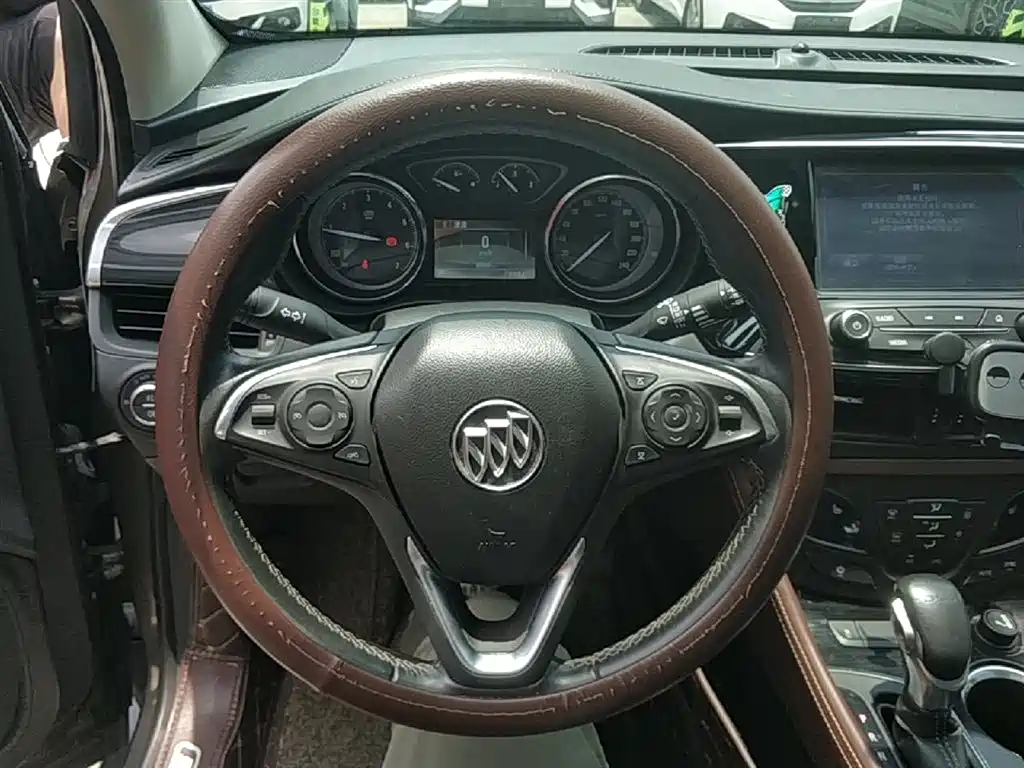 Buick Envision Plus 2019 — фото 11