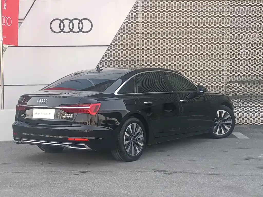 Audi A6L 2024 — фото 10