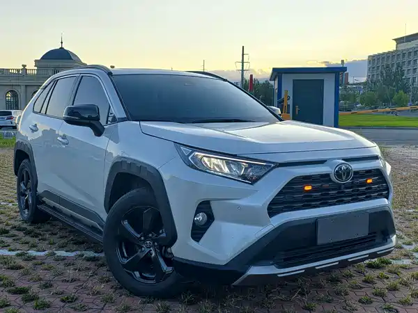 Toyota RAV4 2023
