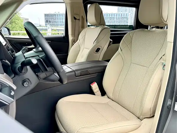 Toyota Vellfire 2024