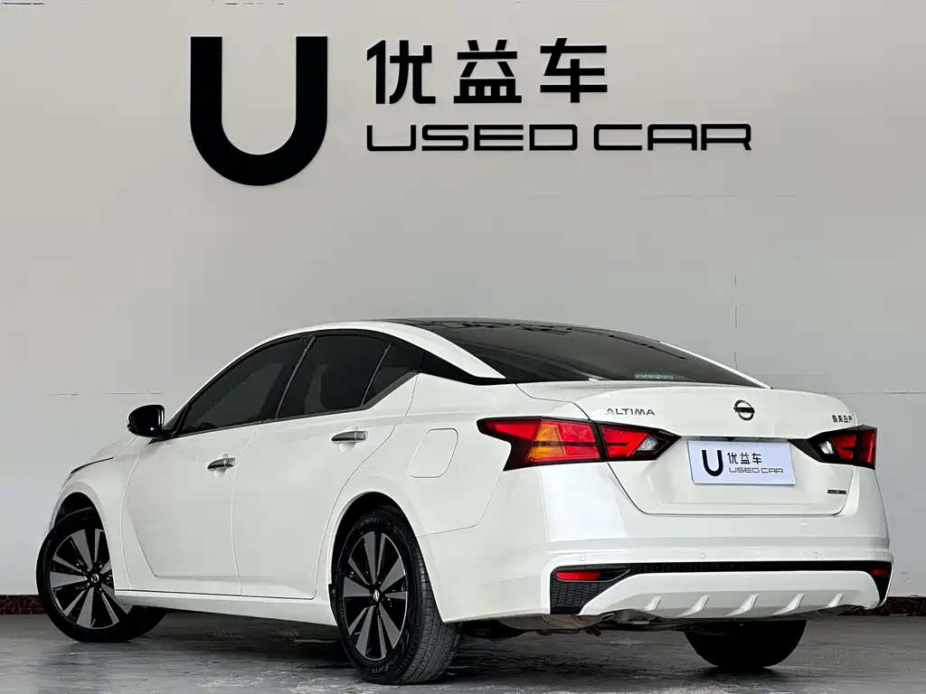 Nissan Teana 2022 — фото 7
