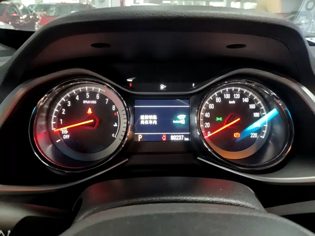 Chevrolet Orlando 2020 — фото 12