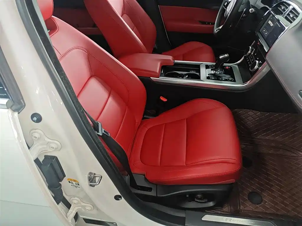 Jaguar XEL 2022 — фото 20