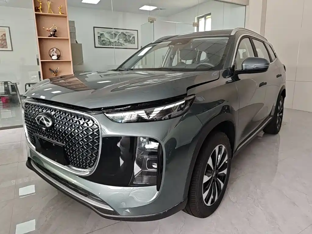 Chery Tiggo 8 PLUS 2025 — фото 2