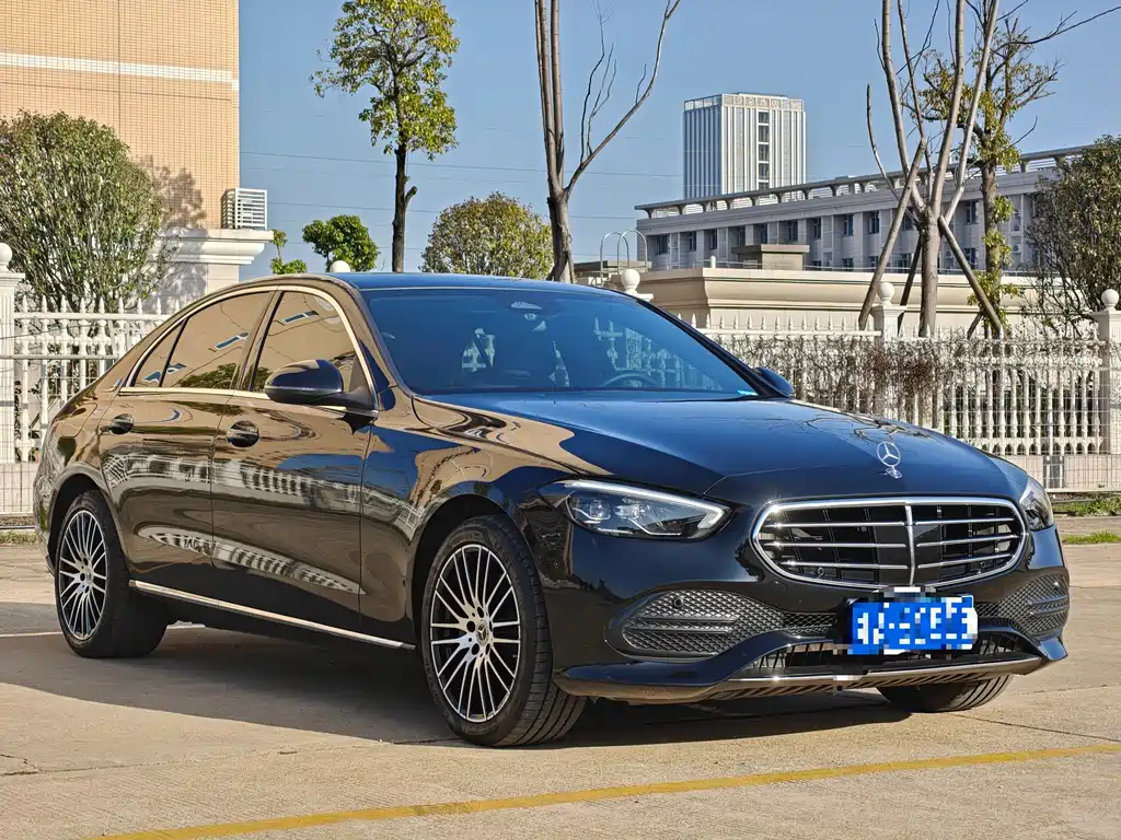 Mercedes-Benz C-Class 2022 — фото 4
