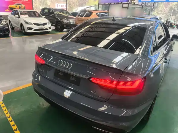 Audi A4L 2022