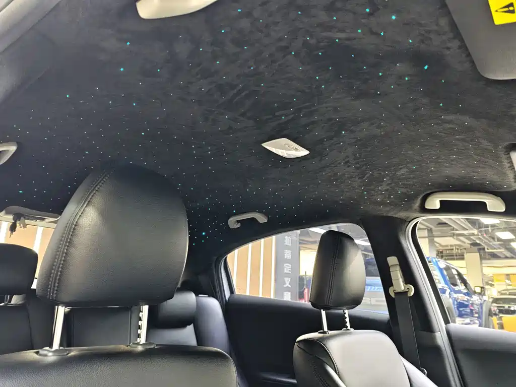 Honda Vezel 2018 — фото 17