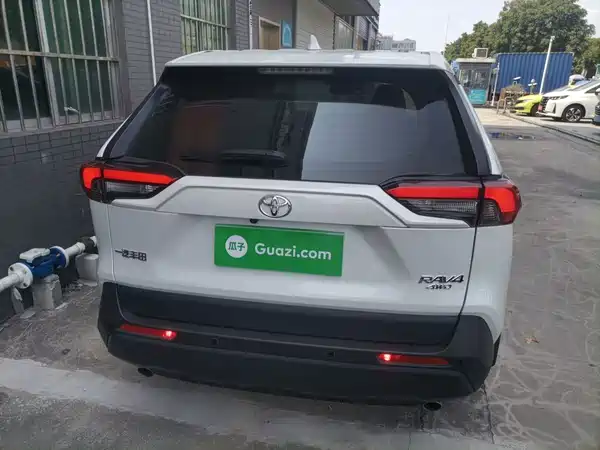 Toyota RAV4 2024